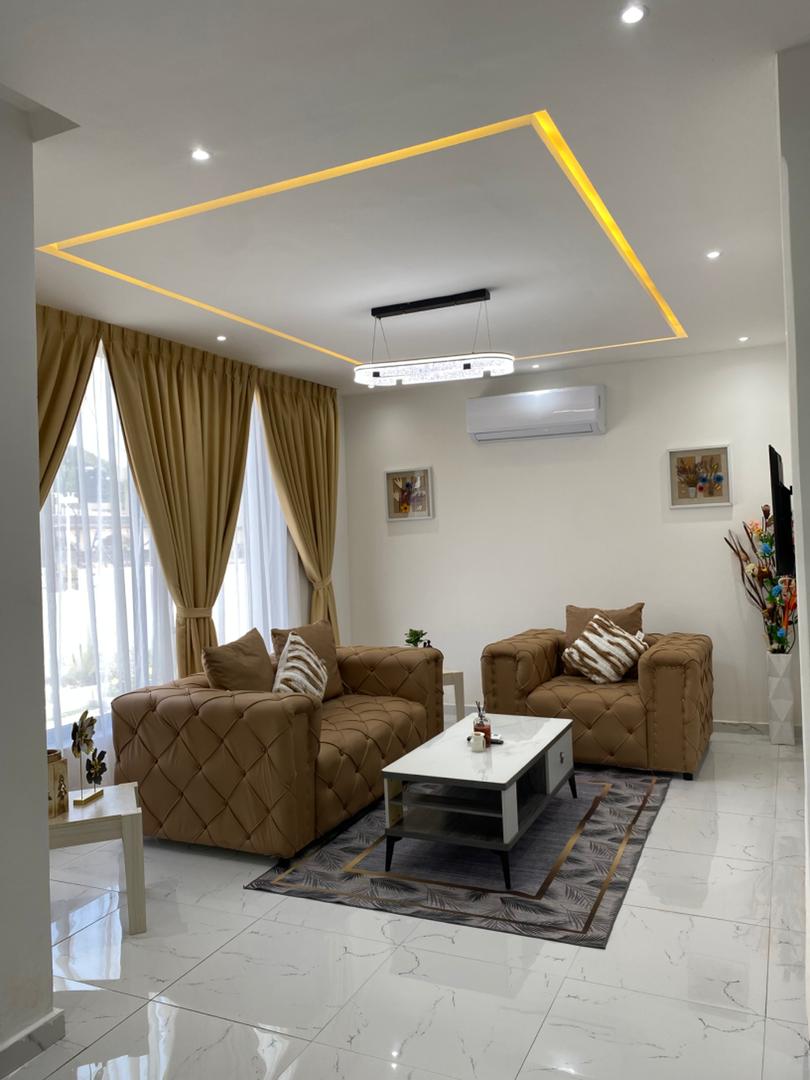 Living area in Wiz Executive Suite 1